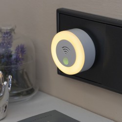 Répulsif Ultrasonique avec LED KL Litto InnovaGoods (Reconditionné A+)